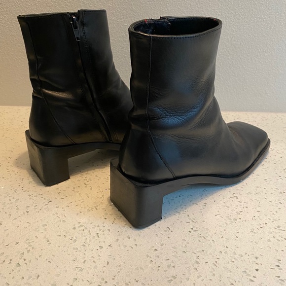 Leather square toe boot - Picture 4 of 4